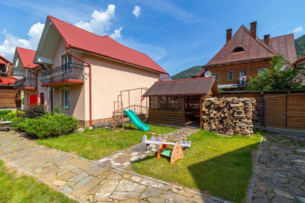 Лоджи Zoriana Татаров-16
